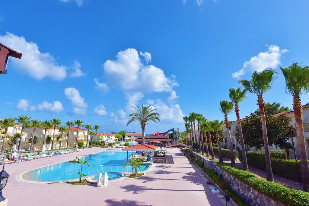 Club Simena Hotel Vasilia Bagian luar foto