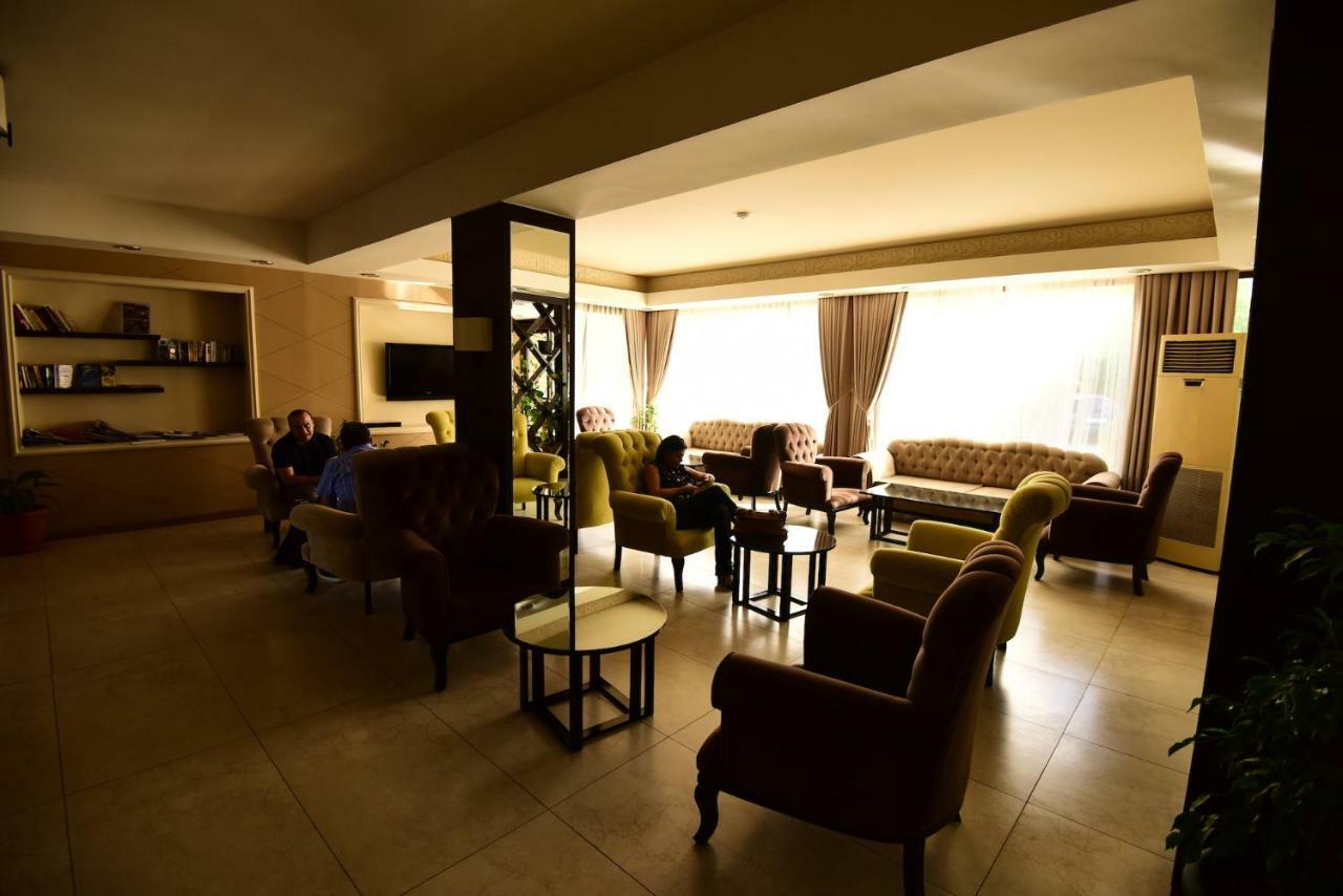 Club Simena Hotel Vasilia Bagian luar foto
